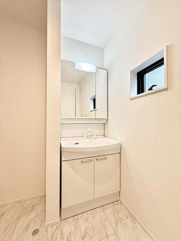 ■朝の準備がスムーズにできる広さです