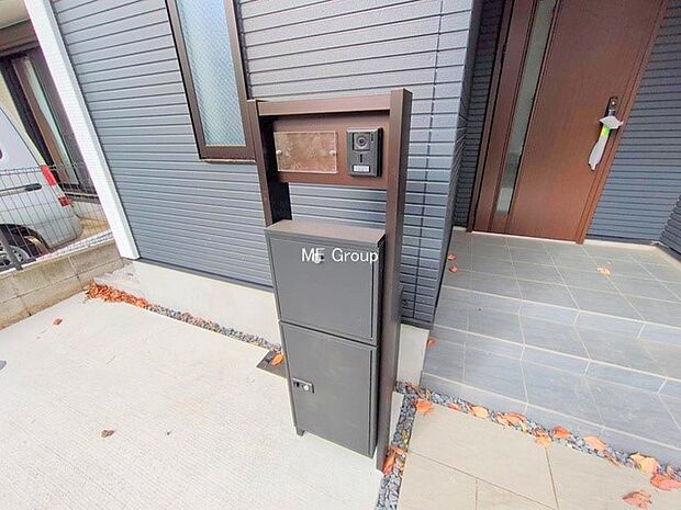 ■不在時でも荷物が受け取れる便利な宅配ボックス