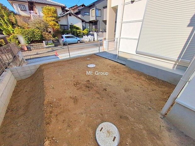 ■季節の移ろいを感じられる、落ち着いた雰囲気の屋外空間