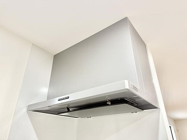 ■調理時の蒸気や匂いが換気扇に誘導され、効率的に排煙ができます。