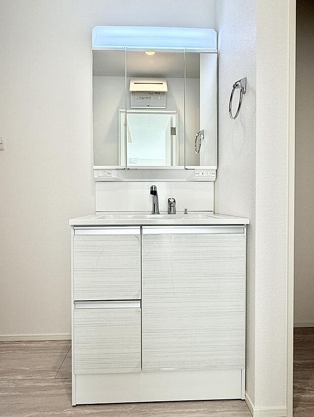 ■朝の準備がスムーズにできる広さです