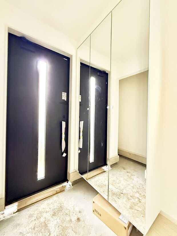 ■玄関はお家の顔！おしゃれな玄関でお客様をお迎え！