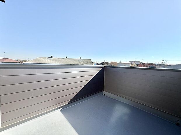 ■ 季節の移ろいを感じられる開放的な空間です