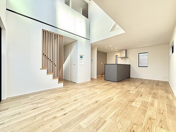 ■くつろぎと笑顔が集まる、心温まるリビング