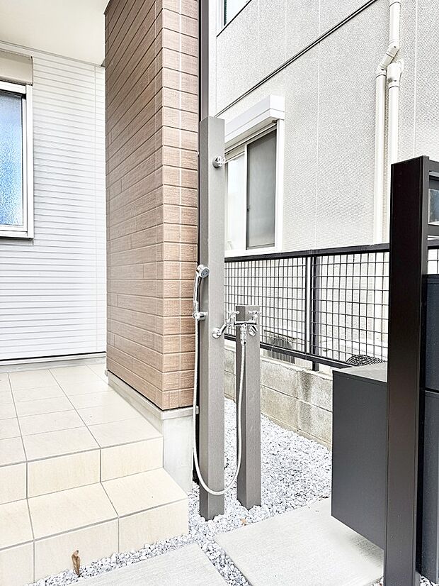 ■屋外シャワーあり!