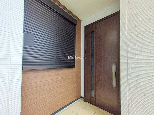 ■ シンプルで美しく、住まいの第一印象を彩る玄関です