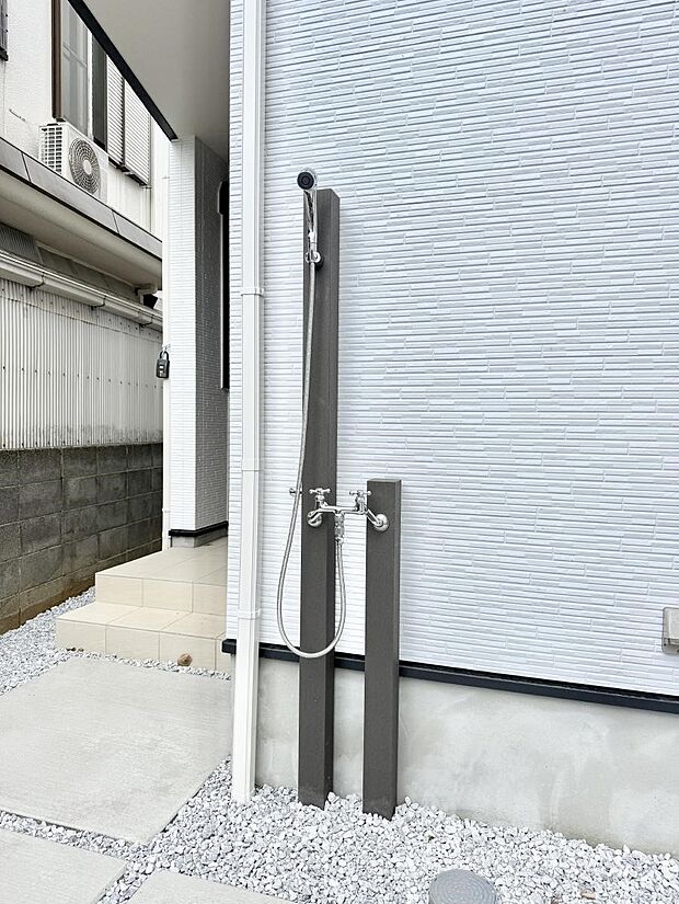 ■屋外シャワーあり!