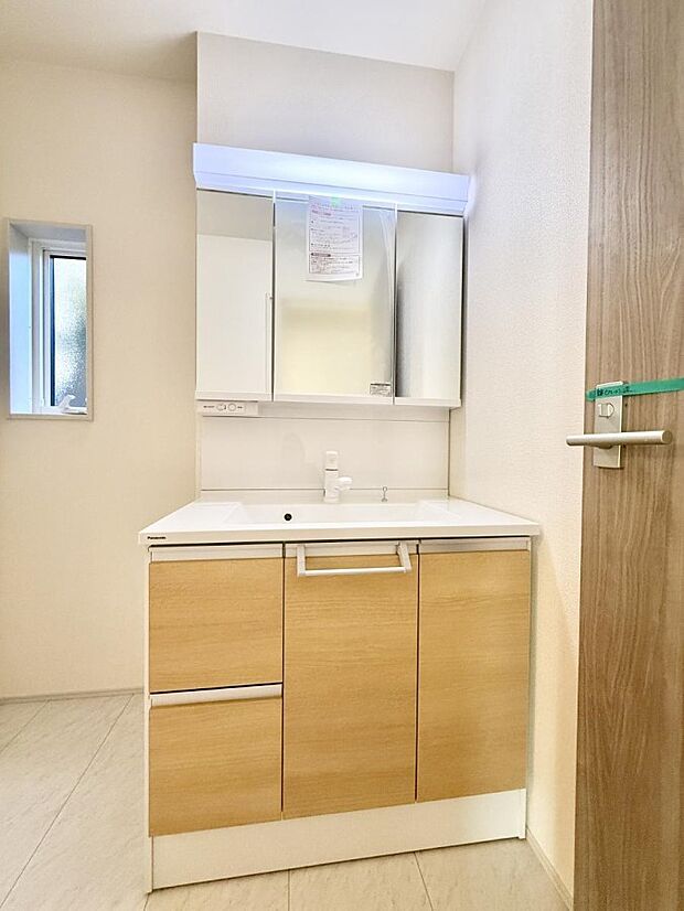 ■朝の準備がスムーズにできる広さです