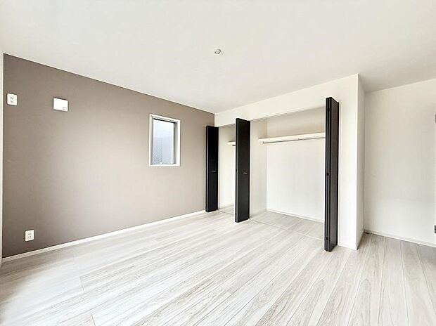 ■落ち着いた色合いのお部屋で穏やかな時間を楽しめます