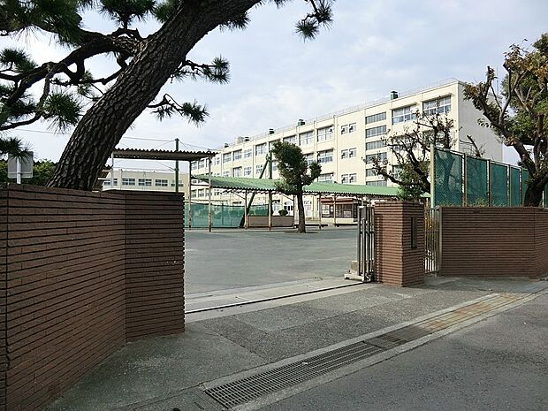 小学校 600m 横浜市立希望ケ丘小学校