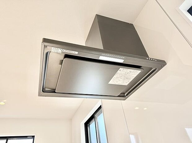 ■調理時の蒸気や匂いが換気扇に誘導され、効率的に排煙ができます。