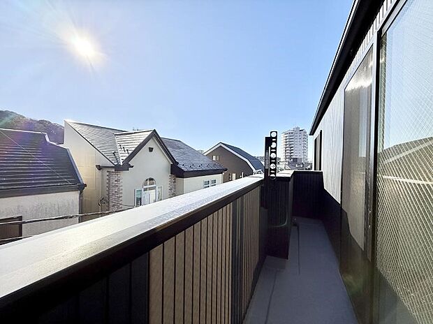 ■ 季節の移ろいを感じられる開放的な空間です