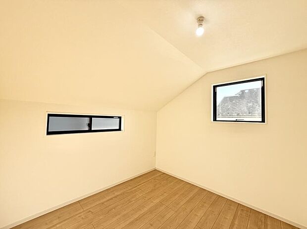 ■静かな洋室で読書や趣味に集中できる場所