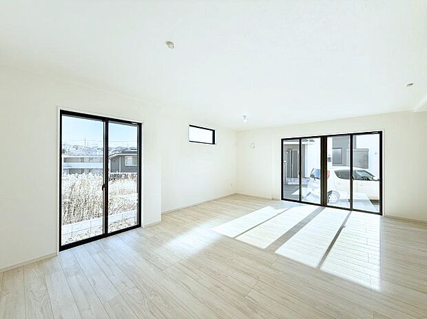 ■心落ち着く場所、ゆったり過ごせるリビング