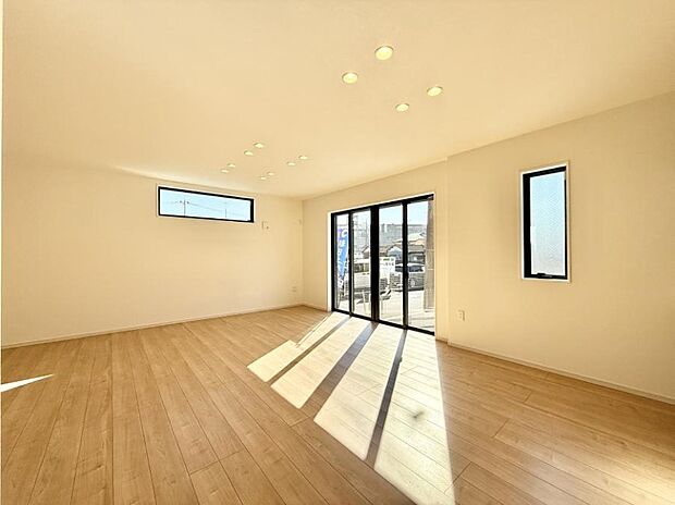 ■くつろぎと笑顔が集まる、心温まるリビング