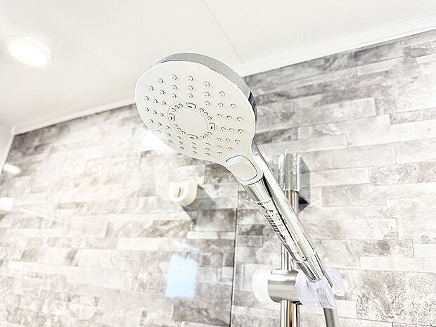 ■手元で簡単に止水できるため、水の無駄遣いを減らすことができます。