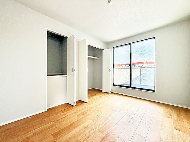 ■落ち着いた色合いのお部屋で穏やかな時間を楽しめます