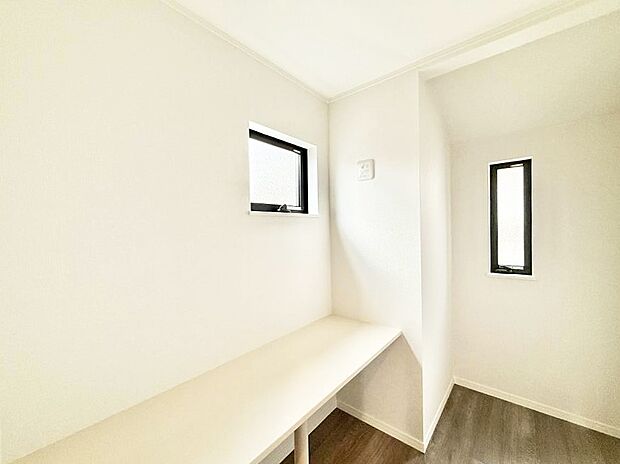 ■テレワークなどに利用できるスタディカウンタースペース