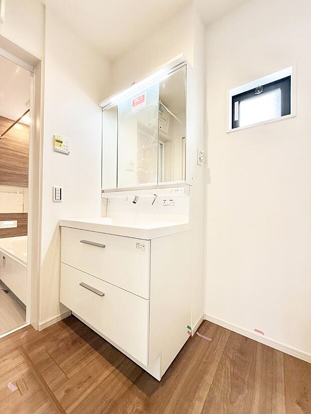 ■朝の準備がスムーズにできる広さです