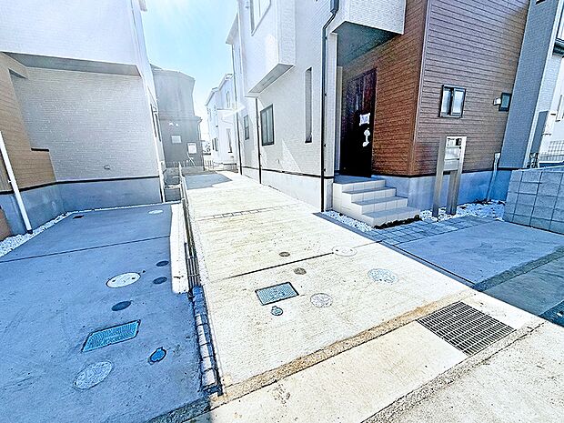 ■自宅にある駐車スペースなので安心ですね