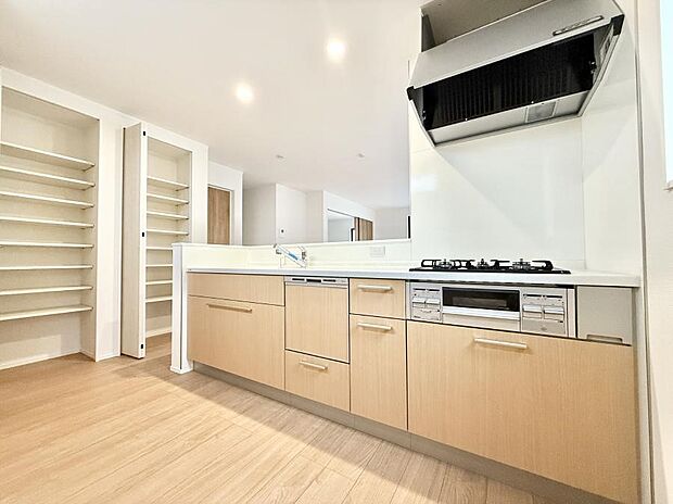 ■使いやすさとデザインが融合した、快適なキッチン