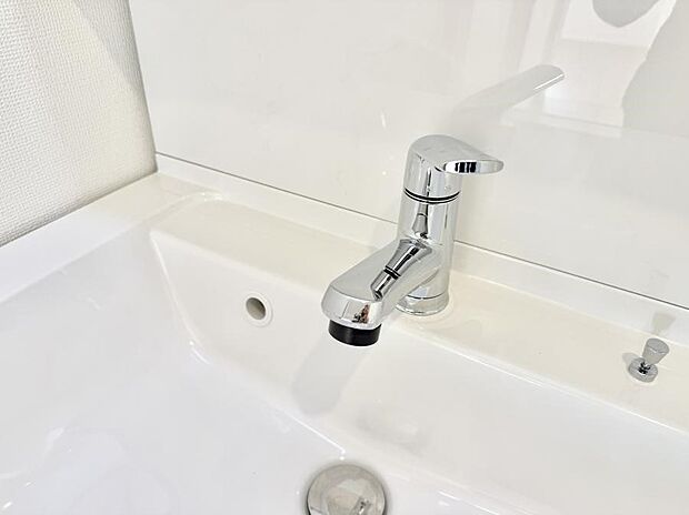 ■手洗いや顔を洗う時も快適に使える便利なシャワー