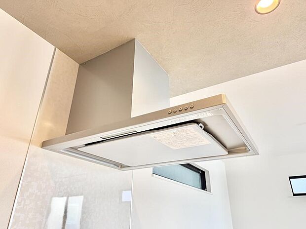 ■調理時の蒸気や匂いが換気扇に誘導され、効率的に排煙ができます。