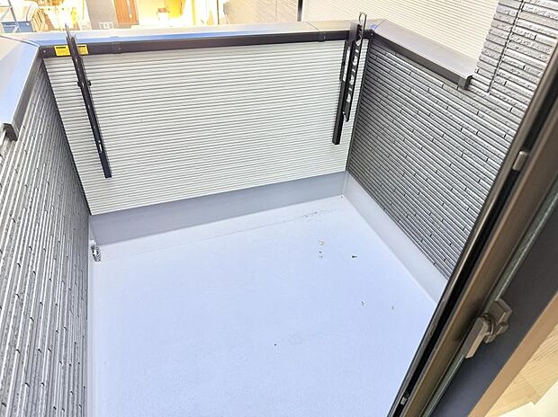 ■ 季節の移ろいを感じられる開放的な空間です