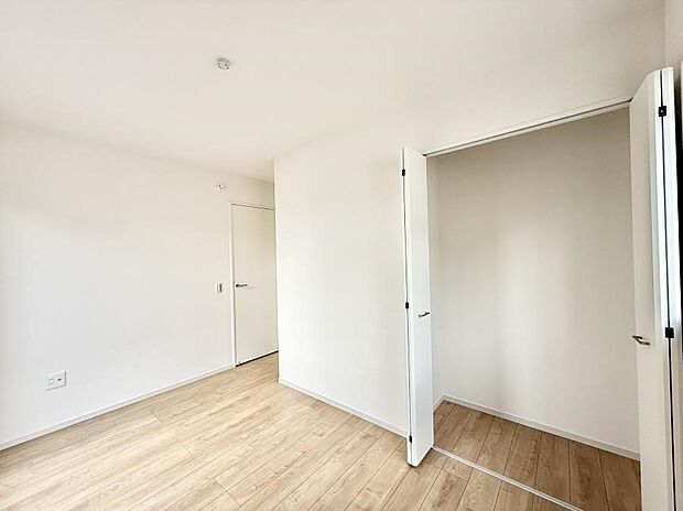 ■窓の配置や通気性の良い設計で部屋の空気がこもらず、常に新鮮な空気が流れます