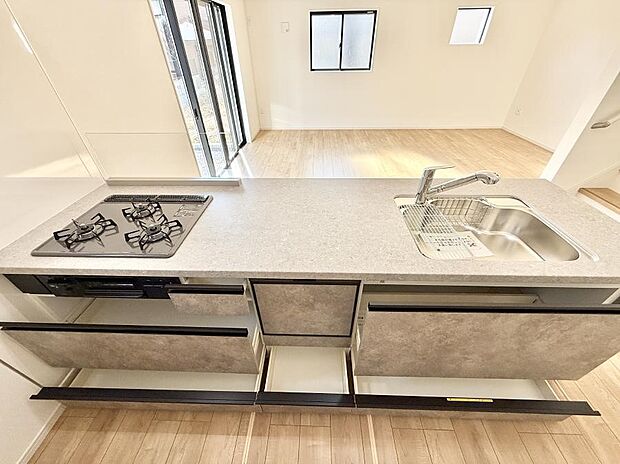 ■作る楽しみと食べる幸せを届けるキッチン