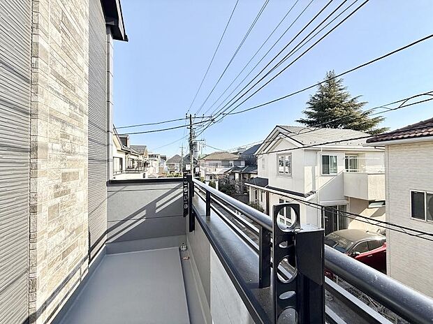 ■ 季節の移ろいを感じられる開放的な空間です