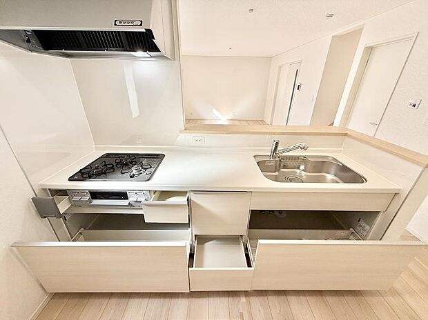 ■美味しい時間が生まれる、笑顔あふれるキッチン