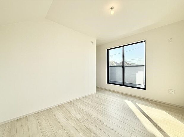 ■落ち着いた色合いのお部屋で穏やかな時間を楽しめます