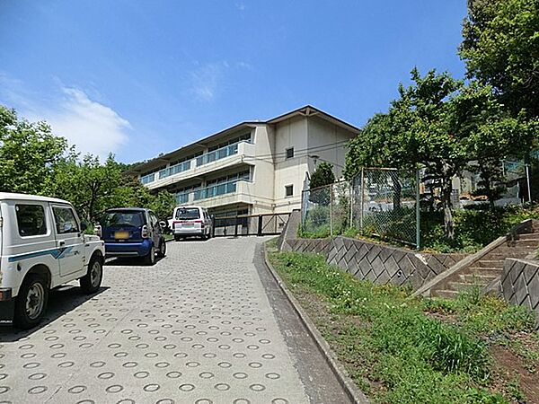 小学校 1320m 町田市立小山田小学校
