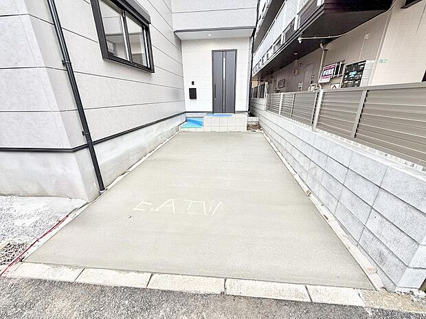 1号棟 ■快適な駐車スペースで安心