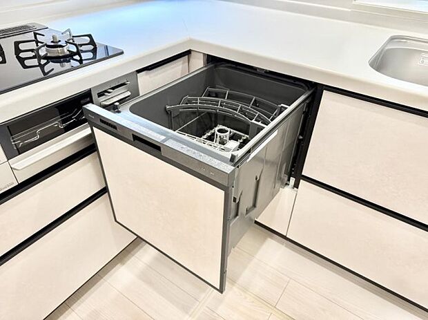 ■手間なく洗浄！食器をピカピカに仕上げてくれます