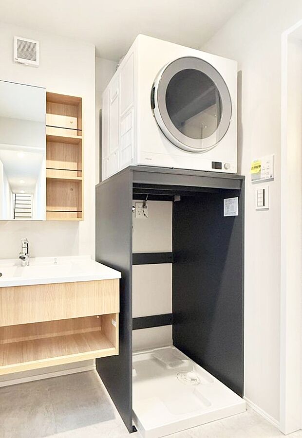 ■パワフルな温風で選択物を乾燥させるため、家事の時短に役立ちます。