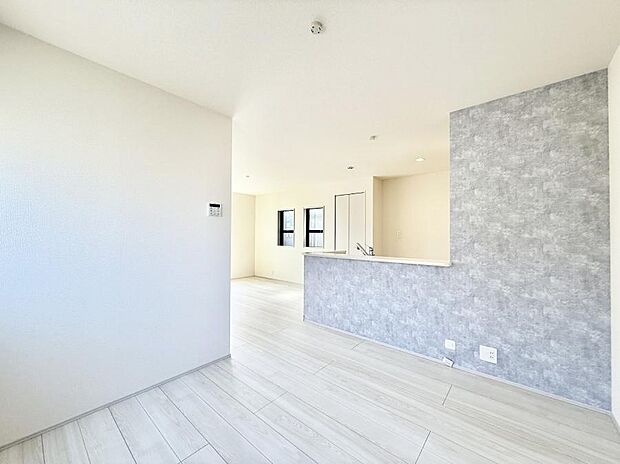 ■くつろぎと笑顔が集まる、心温まるリビング