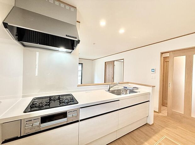 ■家族の絆を深める、温もりのあるキッチン