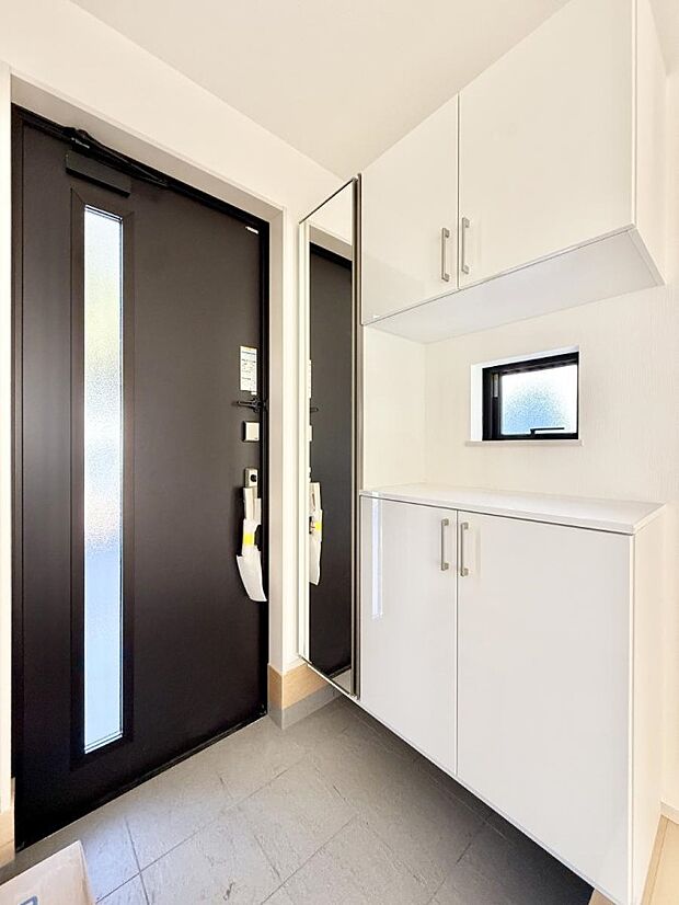 ■ シンプルで美しく、快適な暮らしの入り口