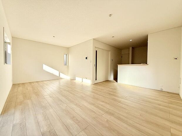 ■心落ち着く場所、ゆったり過ごせるリビング