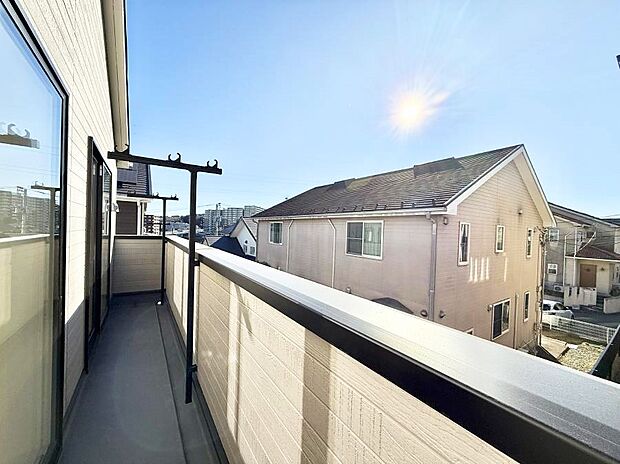 ■ 季節の移ろいを感じられる開放的な空間です