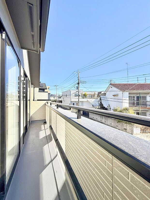 ■ 季節の移ろいを感じられる開放的な空間です