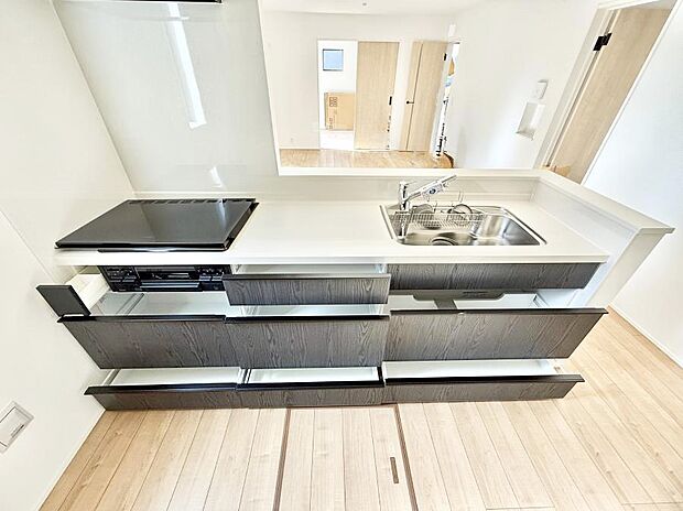 ■家族の絆を深める、温もりのあるキッチン