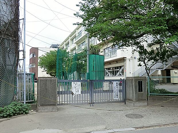 中学校 1520m 町田市立町田第一中学校