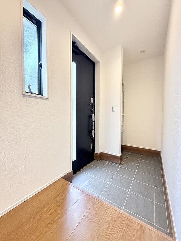 ■ シンプルで美しく、快適な暮らしの入り口