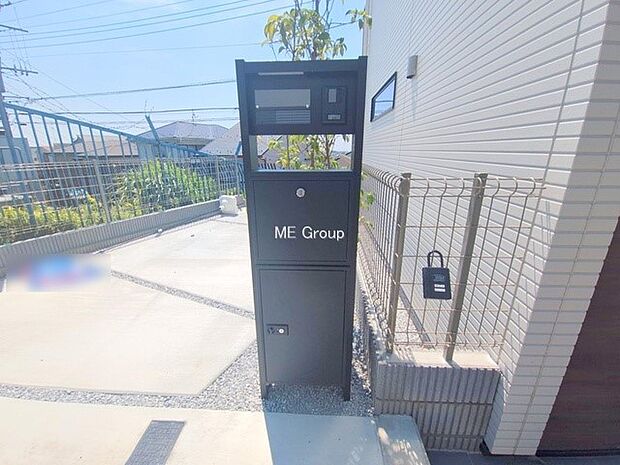 ■不在時でも荷物が受け取れる便利な宅配ボックス