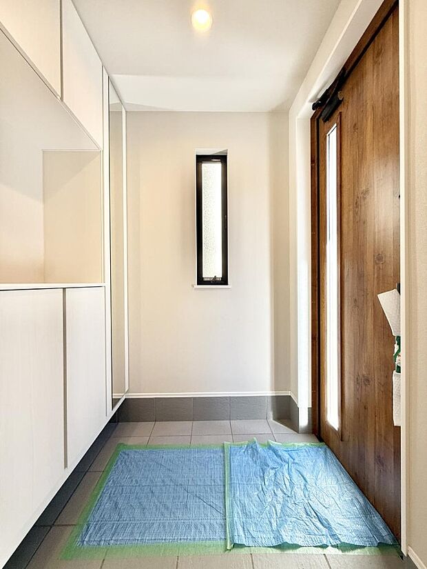 ■ ここから始まる一日、すっきり整った玄関