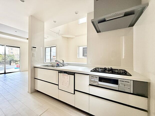 ■家族の絆を深める、温もりのあるキッチン