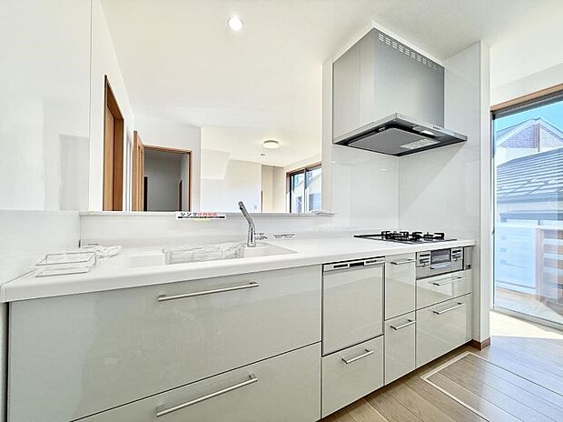 ■料理がもっと楽しくなる、快適なキッチン空間